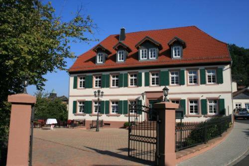 Hotel Restaurant Oelmuehle ลันท์ชตูห์ล ภายนอก รูปภาพ